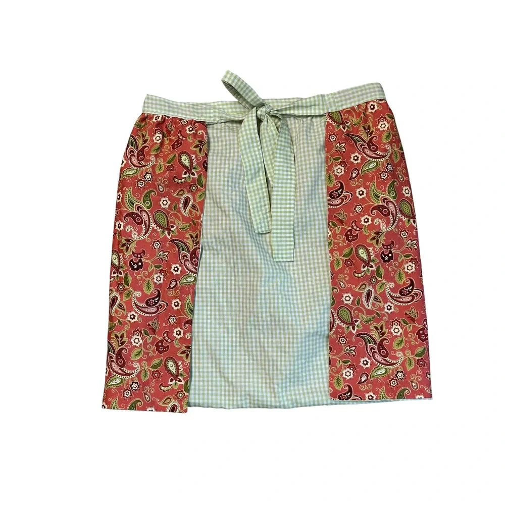 Vintage Handmade‎ Half Apron Paisley Floral Embroidered Lace Trim Gingham